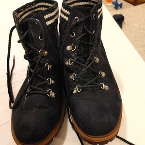 Torrid size 12 ladies used hiking boots